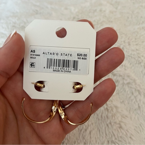 SOLD - Picture 4 of 5